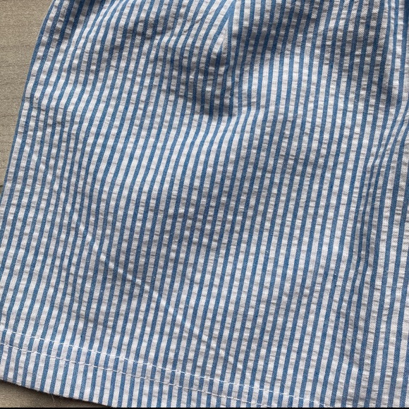NWT Boutique Blue Striped Seersucker Elastic Waist Kids Shorts - Picture 2 of 2